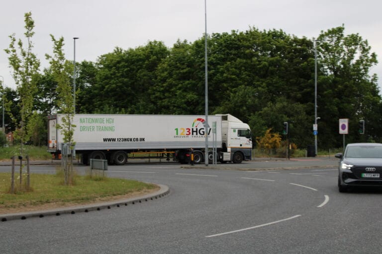 Cat C+E HGV Driver Training